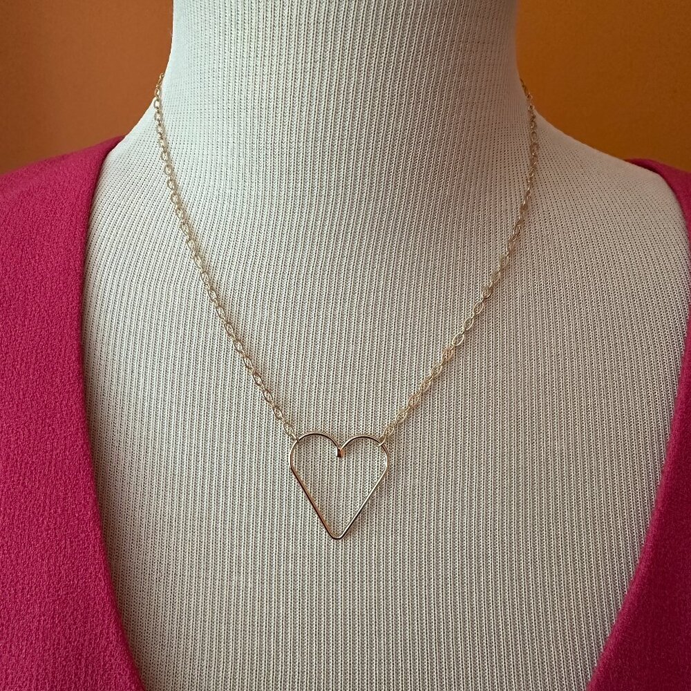 Park Lane Jewelry Juliet necklace in gold NEW! moveable heart on a chain